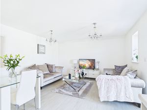 Photo 14- click for photo gallery